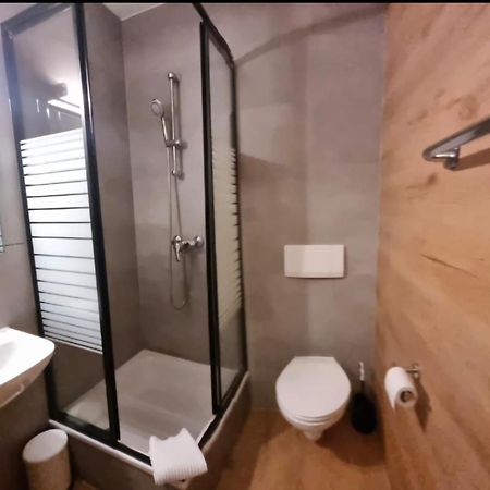 Hotel Und Pension Al Dente Nunchritz Bagian luar foto