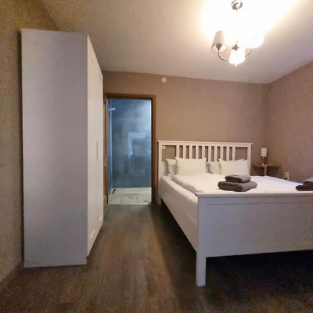 Hotel Und Pension Al Dente Nunchritz Bagian luar foto