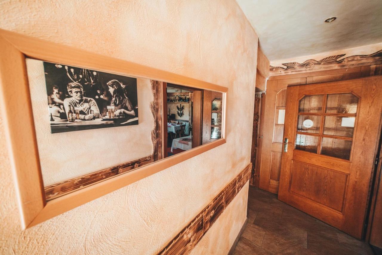 Hotel Und Pension Al Dente Nunchritz Bagian luar foto